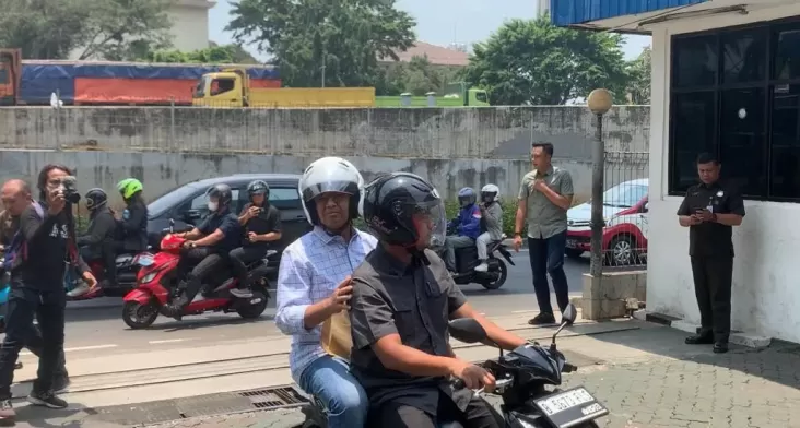 Anies Naik Motor Urus Sendiri SKCK Persyaratan Capres