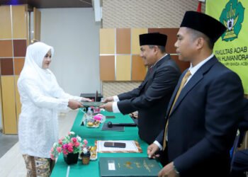 Yudisium FAH UIN Ar-Raniry, Dekan Ajak Lulusan Adaptif terhadap Perubahan