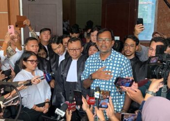 Haris Azhar dan Fatia Divonis Bebas, Hakim: “Lord Luhut” Bukan Penghinaan
