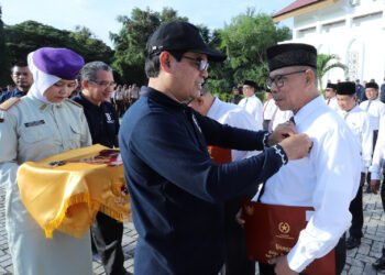 Peringati HAB Ke-78, 30 PNS UIN Ar-Raniry Terima Satyalancana Karya Satya