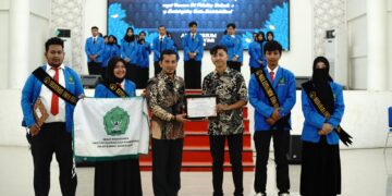 Dua Srikandi Memimpin Sema dan Dema FDK