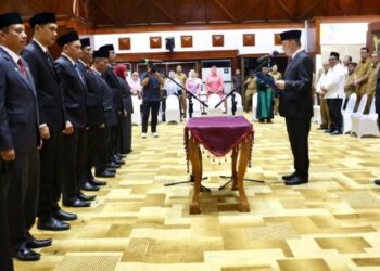 Penjabat Gubernur Aceh Lantik Sembilan Pejabat Eselon II