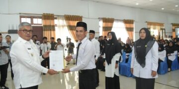 2.156 Pegawai PPPK dan 69 PNS Fungsional Terima SK Pengangkatan