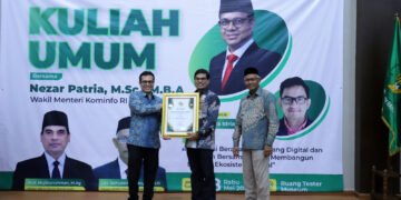 Wamenkominfo RI Beri Kuliah Umum di UIN Ar-Raniry