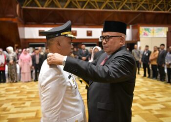 Pj Gubernur Aceh Lantik Azhari Sebagai Pj Wali Kota Subulussalam