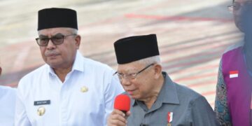 Wapres Melepas Keberangkatan Calon Jemaah Haji Aceh Kloter Pertama
