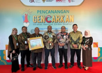 Bank Aceh Syariah Raih Penghargaan OJK Literasi Keuangan