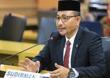 Haji Uma Soroti Alokasi Anggaran Pendidikan dan Dana Desa dalam RUU APBN 2025
