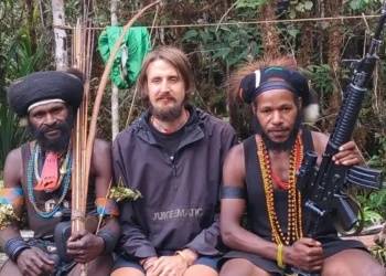 Pilot Susi Air Bebas Setelah 1,5 Tahun Disandera di Papua