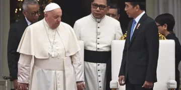 Presiden Jokowi Sambut Paus Fransiskus di Istana Merdeka Jakarta