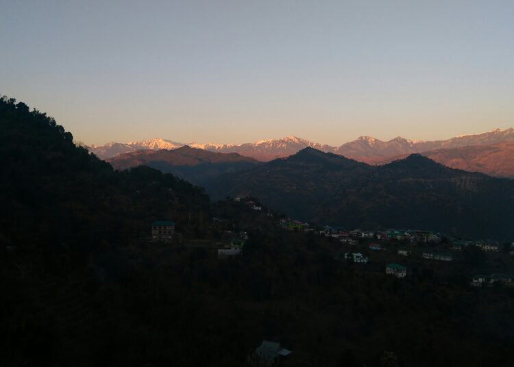 landscape photography of green mountain ranges