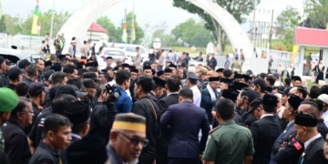 Ribuan Masyarakat Hadiri Pelantikan Bupati Aceh Besar di JSC