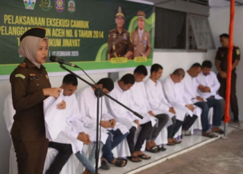 Eksekusi Cambuk 10 Terpidana Pelanggar Syariat Islam di Bireuen