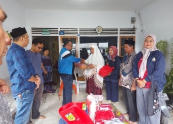 Pemko Serahkan Bantuan Masa Panik untuk Korban Kebakaran di Seutui