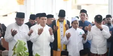 Wagub Fadhlullah Ziarahi Makam Abu Kuta Krueng