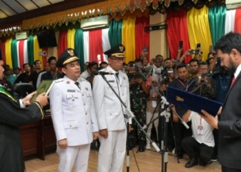 Lantik Wali Kota dan Wakil Wali Kota, Mualem Siap Bantu Pembangunan Kota Lhokseumaw