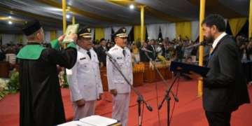 Lantik Bupati dan Wakil Bupati Bireuen, Mualem Ingatkan Tanggungjawab Pemimpin kepada Allah