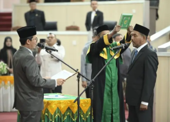 Zulkasmi Gantikan Isnaini Husda di DPRK Banda Aceh