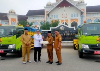 Aceh Utara Terima Dua Unit Mobil Tangki dan 1.177 Septik Tank