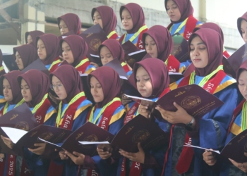 Pesantren Terpadu Almujaddid Gelar Wisuda dan Pelepasan Siswa Akhir KMI Tahun 2025