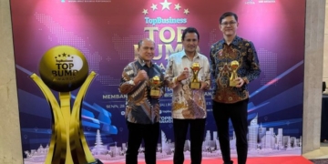 Gubernur Aceh Raih Penghargaan Top Pembina BUMD 2025