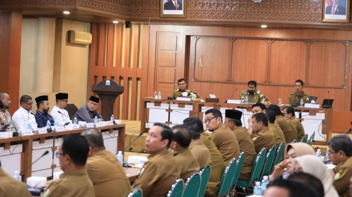 {"remix_data":[],"remix_entry_point":"challenges","source_tags":[],"origin":"unknown","total_draw_time":0,"total_draw_actions":0,"layers_used":0,"brushes_used":0,"photos_added":0,"total_editor_actions":{},"tools_used":{"resize":1,"transform":1},"is_sticker":false,"edited_since_last_sticker_save":true,"containsFTESticker":false}