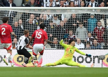 Newcastle United Hancurkan Manchester United 4-1, Loncat ke Empat Besar