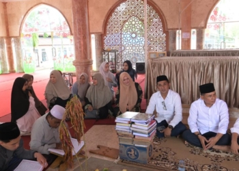 Wagub Fadhlullah dan Istri, Takziah ke Rumah Duka Abati Bakongan