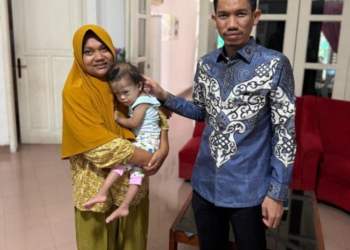 Bupati Tarmizi Jenguk Dek Cahaya, Penderita Jantung Bocor – Ajakan Donasi Untuk Ringankan Beban Keluarga