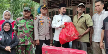 Bupati Aceh Timur Salurkan Bantuan untuk Korban Angin Kencang