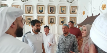 Mualem Dorong Penerbangan Umrah Langsung dari Aceh dengan SAM Airlines