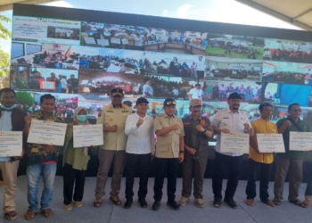 Wagub Aceh Dampingi Mendagri Serahkan Bantuan Rumah di Aceh Tamiang