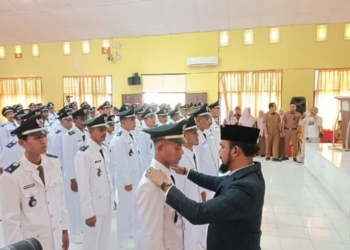 Bupati Al-Farlaky Lantik 106 Geuchik Gelombang III