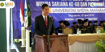 Sekda Aceh Tekankan Wirausaha dan Integritas di Wisuda UWM
