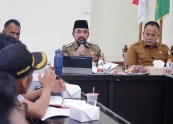 Bupati Al-Farlaky Percepat Pembangunan Huntap Serba Jadi