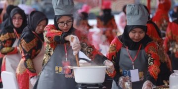 26 OPD Aceh Barat Adu Kreativitas Masak Gulai Keladi di HUT Meulaboh ke-438